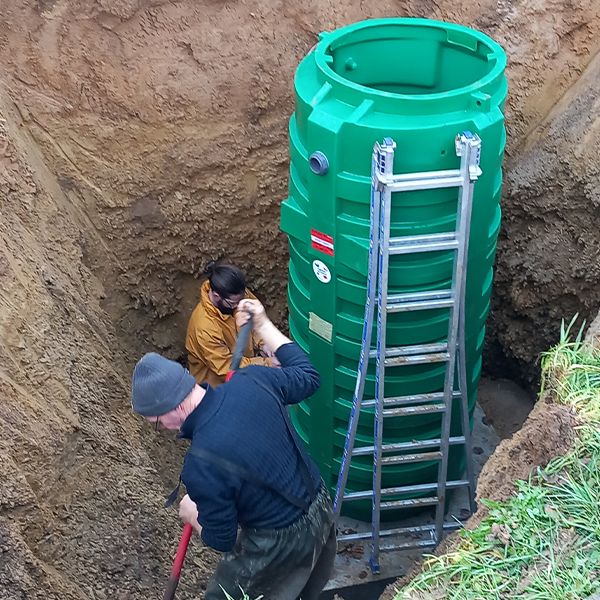 Installation d'un système de pompe de relevage des eaux à La Haye, La Manche | Perdr'Eau, Les Maîtres de l'Eau