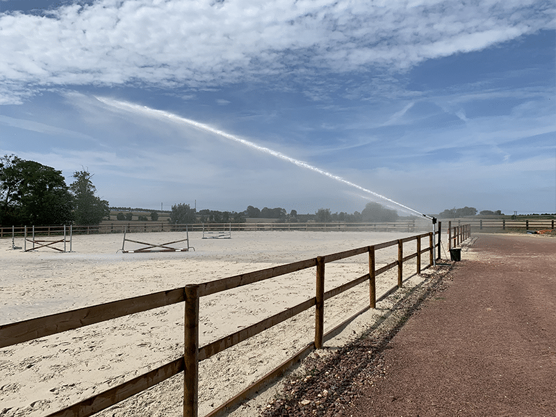 Arrosage carrière centre équestre | Perdr'Eau, Les Maîtres de l'Eau